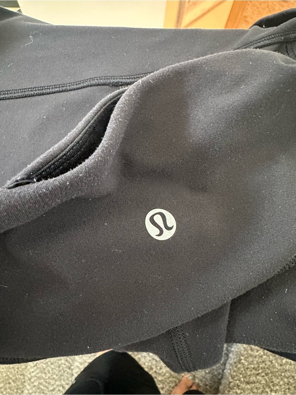 Lululemon Black Women's Jogger Pants - Picture 6 of 7